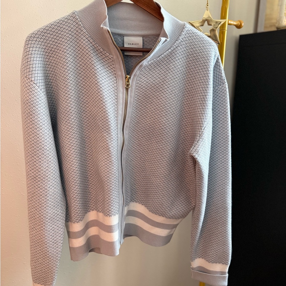 Light Gray Zip-Front Women's Knit Bomber Sweater - Picture 2 of 8